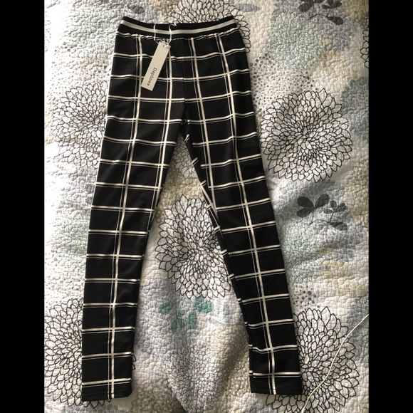 Black and White Grid Checker Print Pant - Picture 5 of 5
